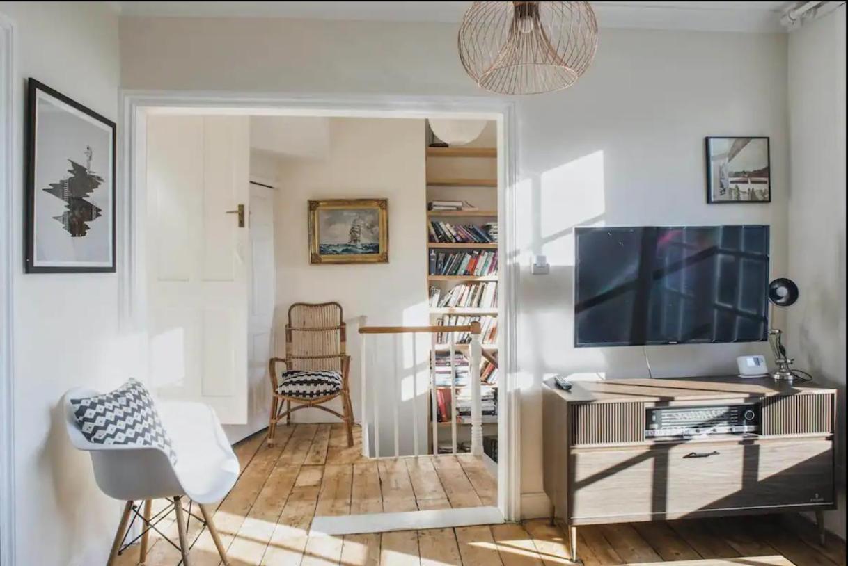 Falmouth Townhouse With Panoramic Sea View Terrace מראה חיצוני תמונה