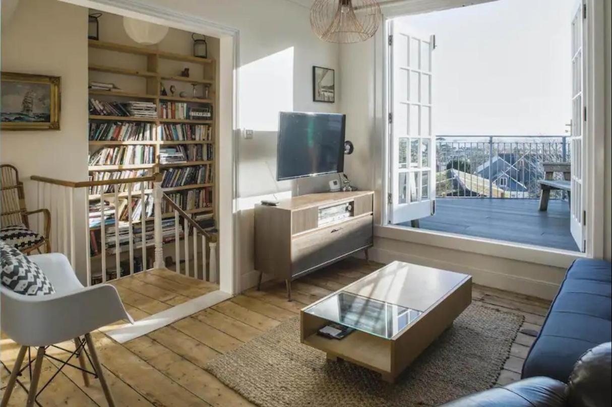 Falmouth Townhouse With Panoramic Sea View Terrace מראה חיצוני תמונה